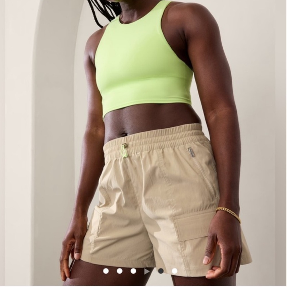 Athleta Cascade Cargo Poplin Short Size S NEW